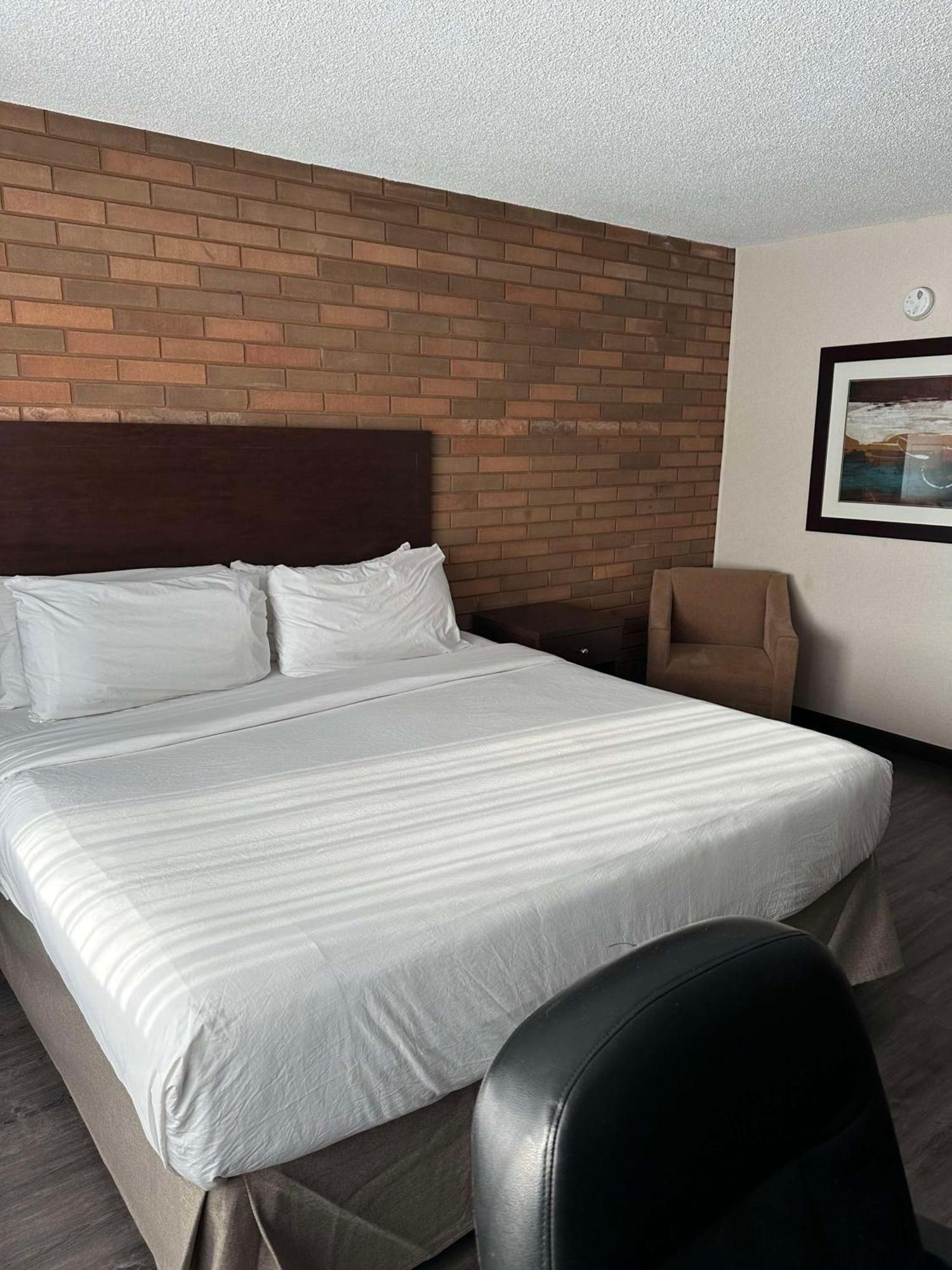 Best Western Cedar Park Inn Έντμοντον Εξωτερικό φωτογραφία