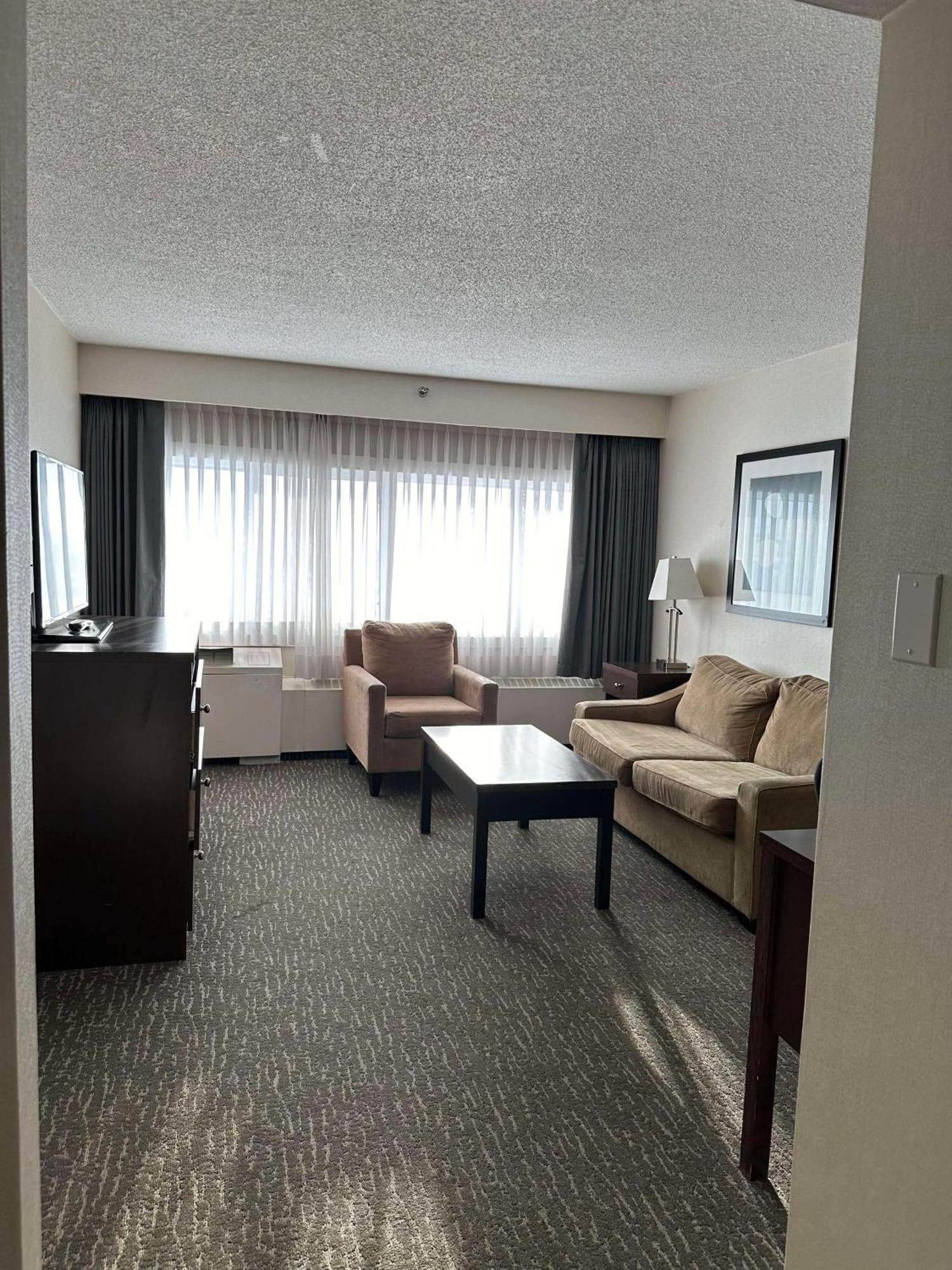 Best Western Cedar Park Inn Έντμοντον Εξωτερικό φωτογραφία